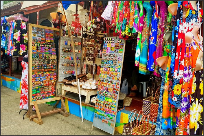 Filipino Gifts: Souvenirs and Presents from the Philippines