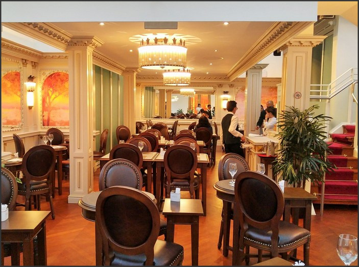 Angelina Tearoom Paris: Indulging in Elegance and Delicious Treats