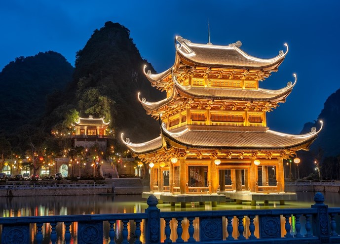 Stillness in Tradition: Meditation Temple Stays for Reflection