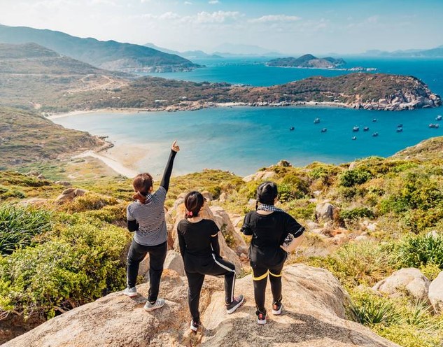Explore More: Budget Hiking Tours for Adventurers on a Budget